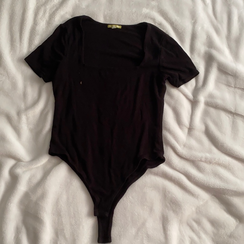 Square neck top